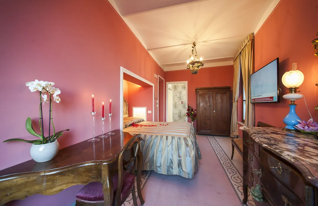 Residenza D'Epoca Palazzo Borghesi-1