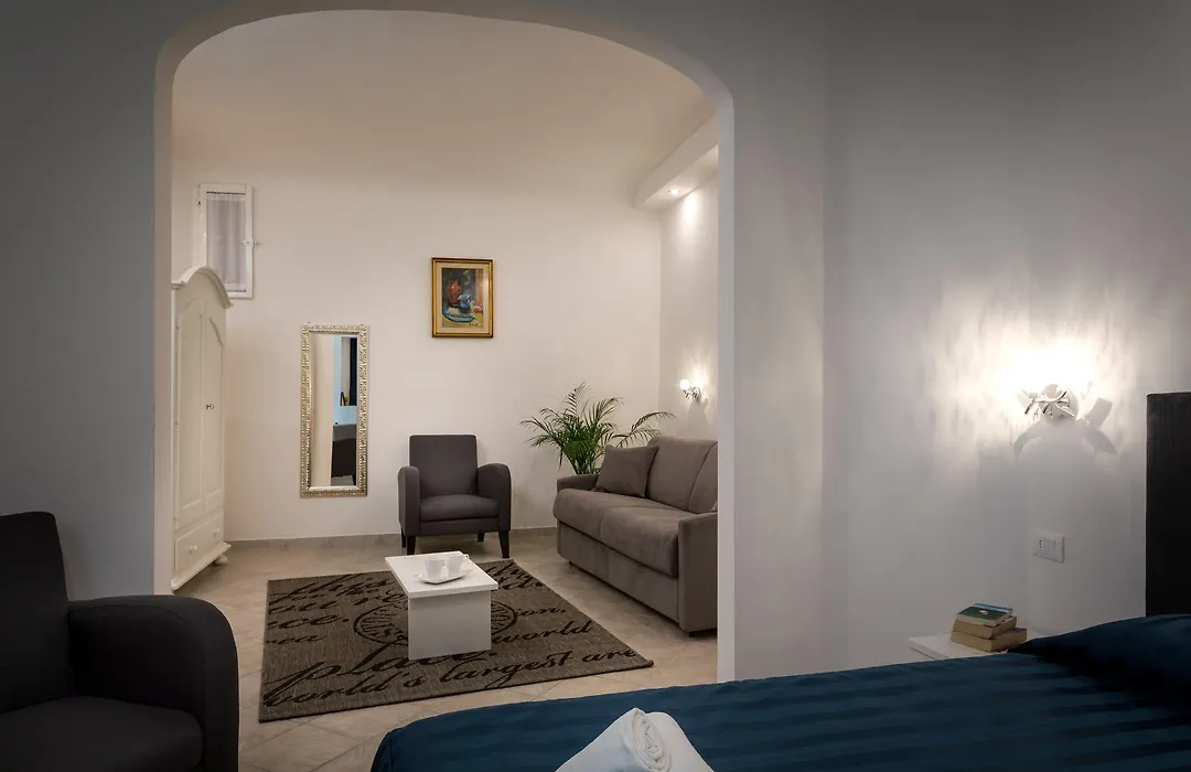 Stella Della Casa-1