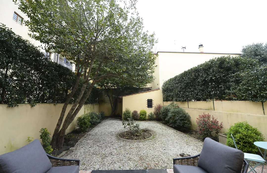 Palazzo Oliveto-1