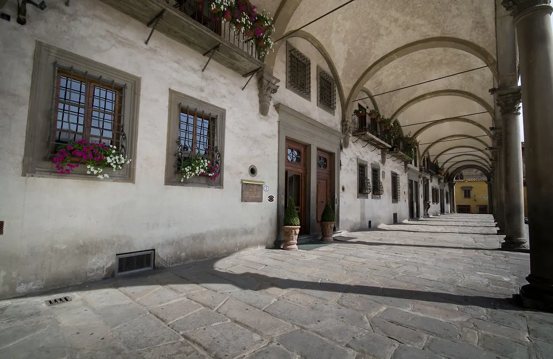 Loggiato Dei Serviti-1