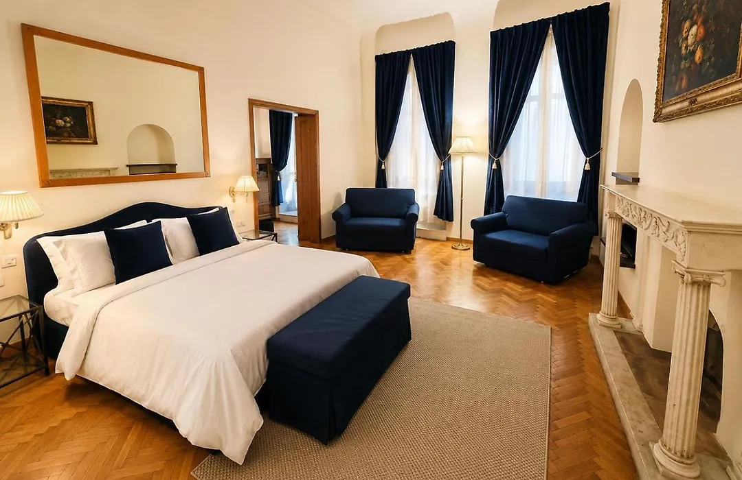 Tornabuoni La Petite Suite-1