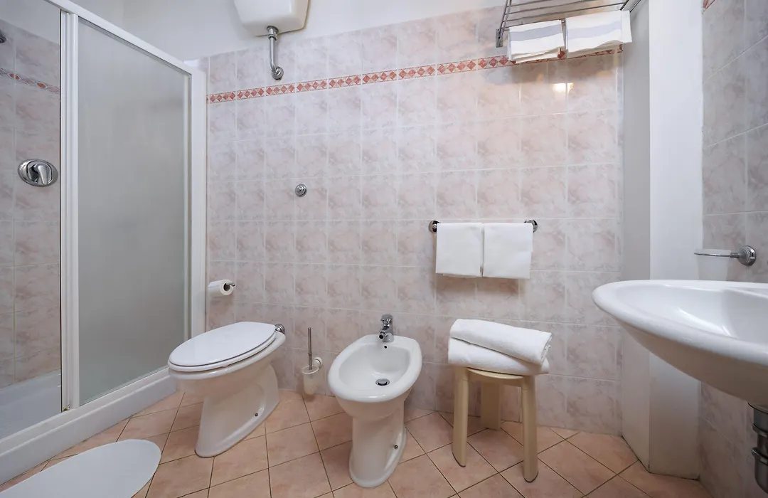 Hotel Arno Bellariva-1