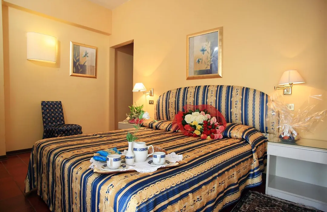 Hotel Nuovo Savi-1