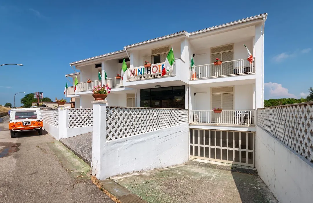 Mini Hotel-1
