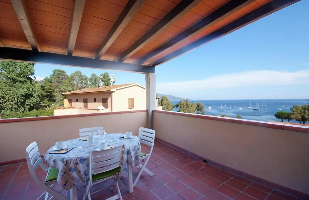 Casa Del Golfo-1