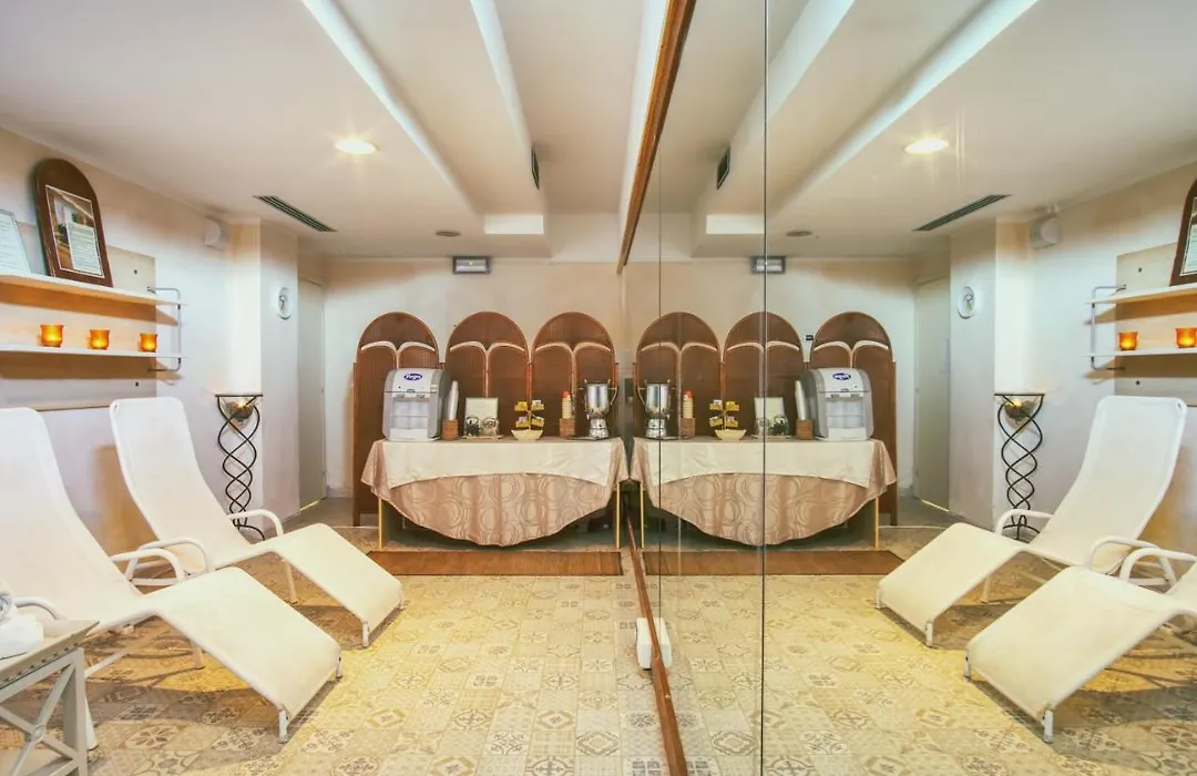 Hotel Caesar Residence & Spa-1
