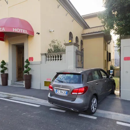 Hotel La Fortezza-3