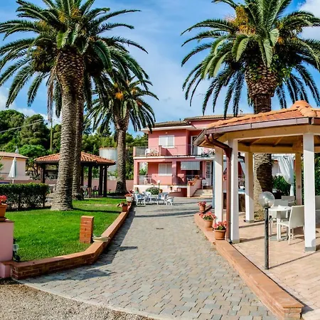 Hotel Villa Rosa-3