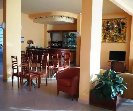 Hotel Florida Tirrenia-3