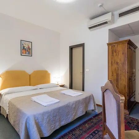 Hotel Rex-3