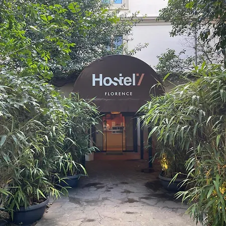 Hotel & Hostel 7-3