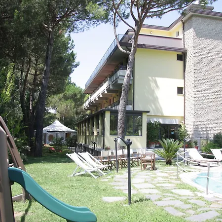 Hotel Nedy-3