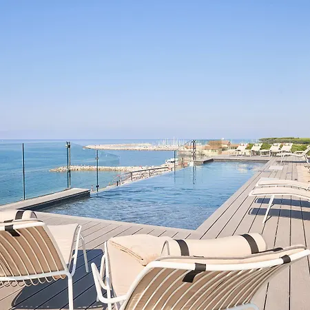 Palace Lido Hotel & Suites-2