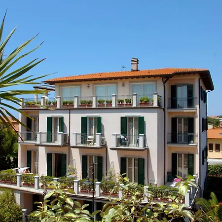 Riviera Residence-2