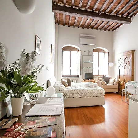 La Corte Del Re Suite & Rooms Arezzo-2