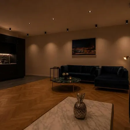 Cozy Apartments In The Center Of Milan-2