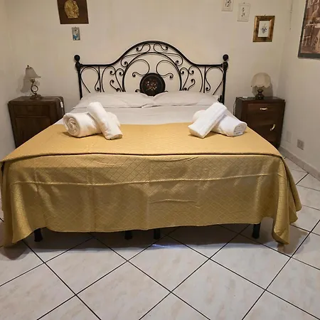 Due Borghi Guest House-3