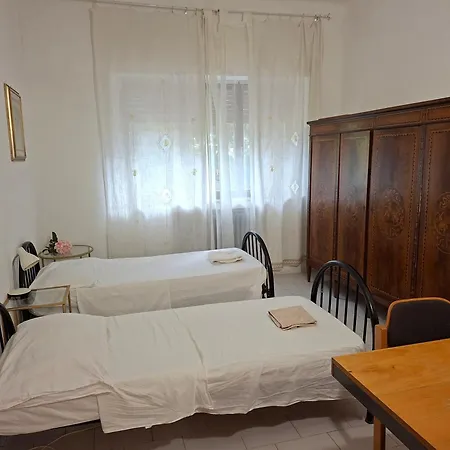 Bed In Siena-2