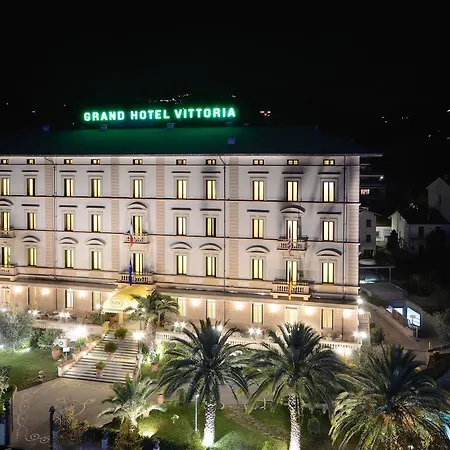 Grand Hotel Vittoria-2