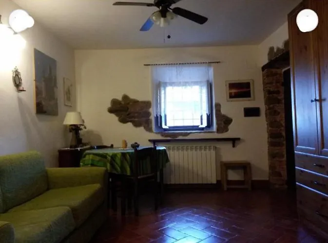 Casale Nel Borgo