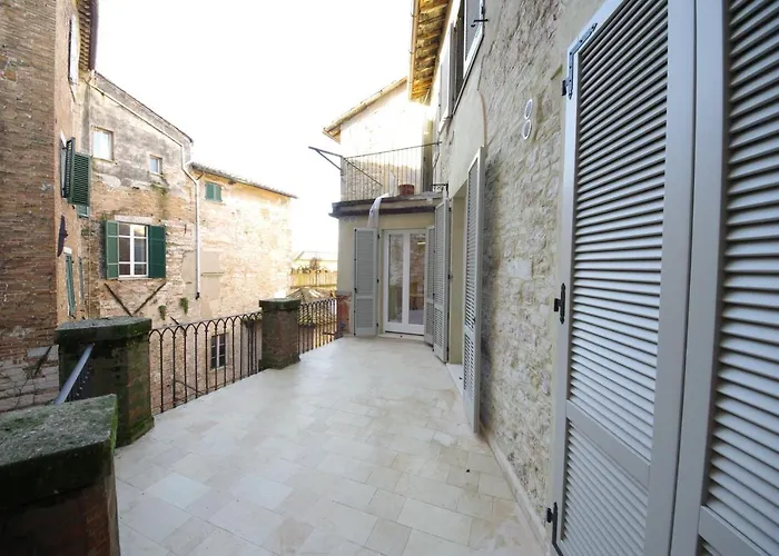 Vannucci House