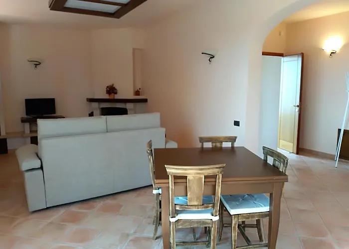 Monolocale x 2 a 1,6 km da Castiglioncello