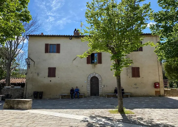 Window to Bagno Vignoni