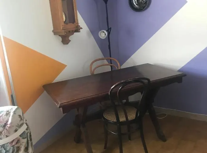 Il semaforo Appartamento a due passi dal centro di Pietrasanta