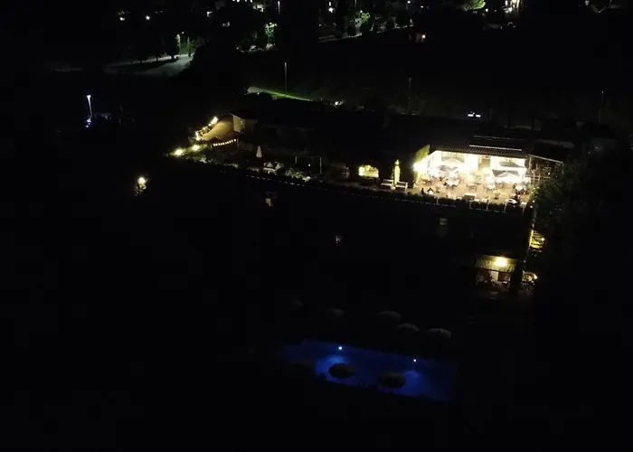 Hotel Terre Di Casole