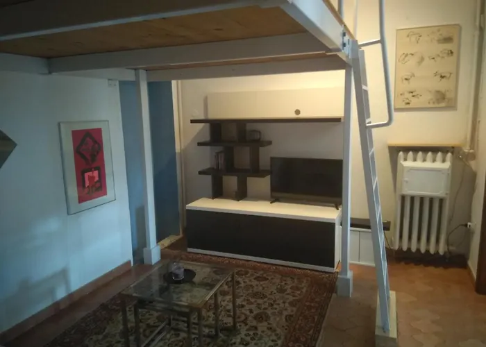 Casa Irma Confortevole Appartamento Nel Cetro Di Prato