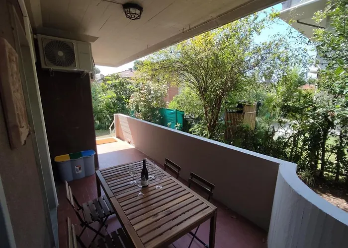 Beach House Garden, 300M Dal Mare, Wifi, Bici, Giardino Privato, Clima