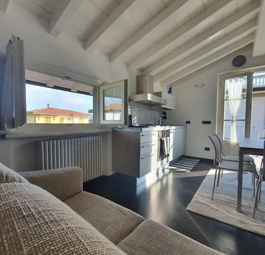 La Casa Di Elena Versilia - Two Apartments