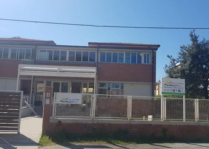 Eliopoli Beach Hostel&Restaurant