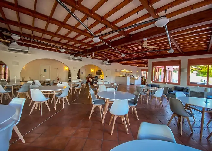 La Mandola eco Hostel