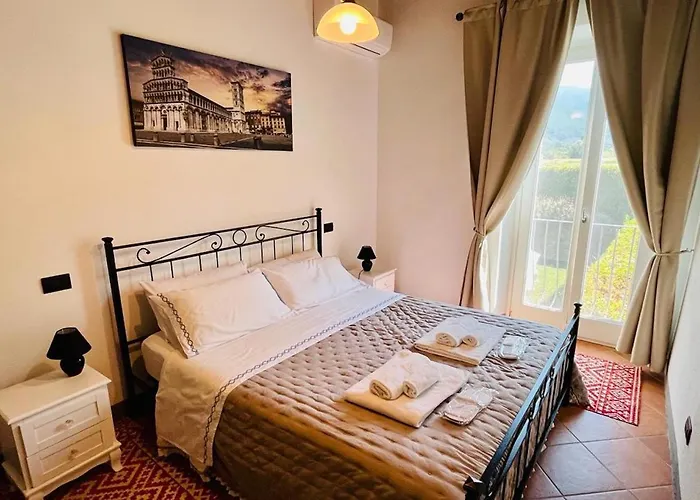 Giardino delle Camelie - B&B Capannori