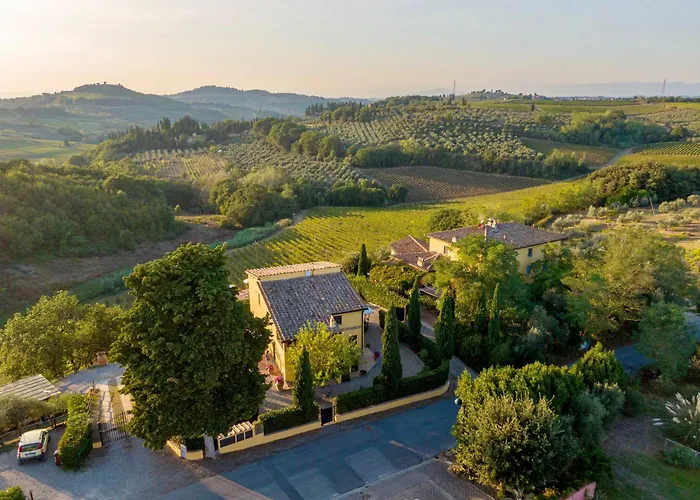 Podere Vergianoni immerso nelChianti con piscina