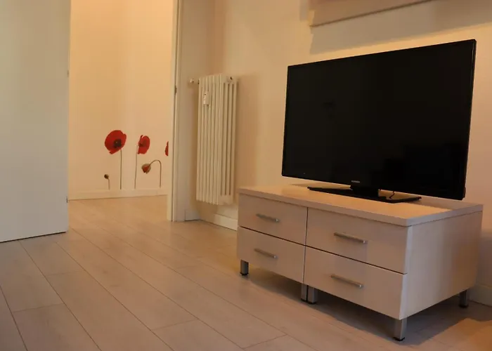 Poppy'S House
