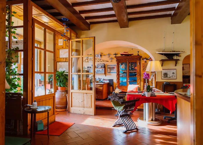 La Felicina, Accademia con Albergo - Mugello
