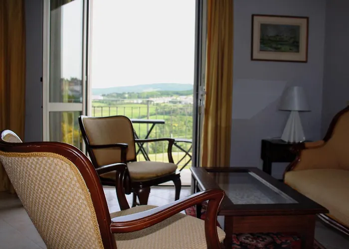 Arts Club Suite & Spa