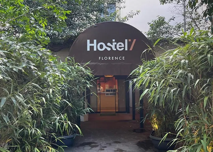 Hotel & Hostel 7 Firenze
