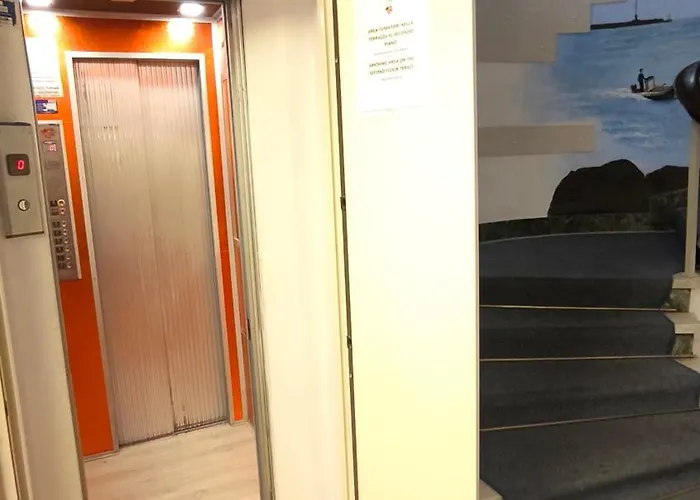 Giappone Inn Parking Hotel