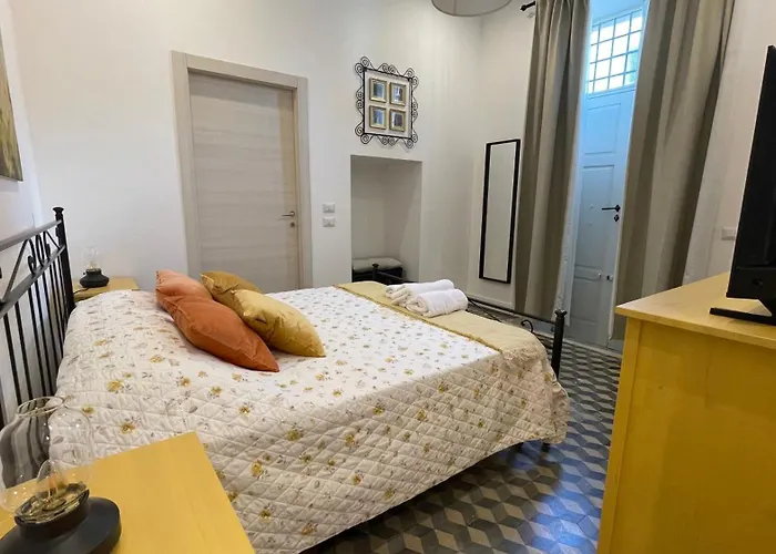Villa Nanni - Camera Guinigi a pochi passi dalle Mura con parcheggio