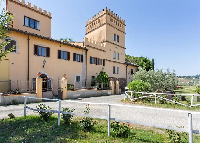 Poolside Leisure In Empoli Hideaway