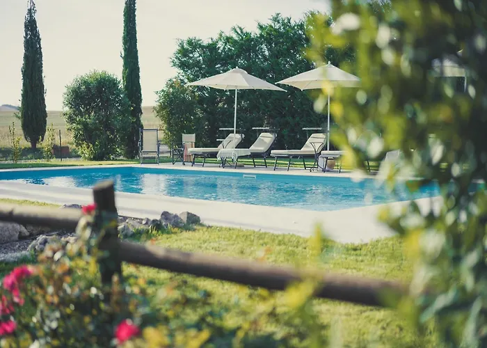 Well-Equipped Holiday Home In Spedaletto Italy With Private Pool