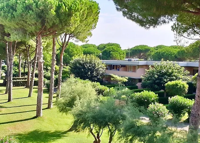 Isstravel, Holiday Homes With Common Swimming-Pool From 400 To 900 Mt From The Sea