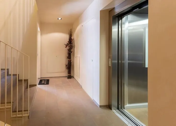 Luna Apartment