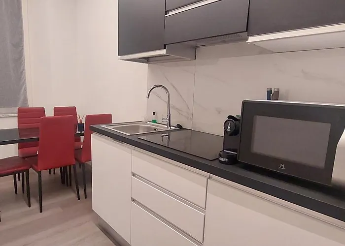 Smart Room Abbadia S S - Camere LuxuryModernStyle con Cucina Condivisa