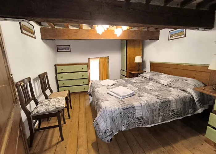 23 Mountain Views & Poolside Bliss Wi-Fi And Parking Free!