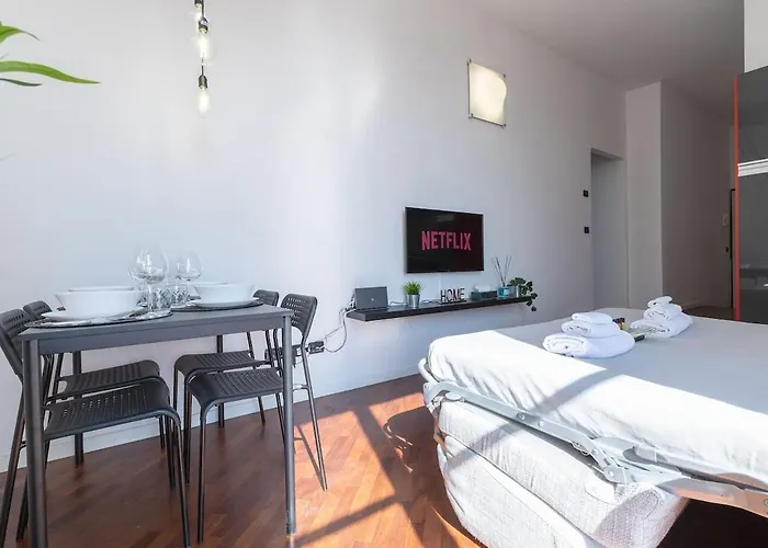 Ale Apartment Castello Imperatore -Parking Disponibile-