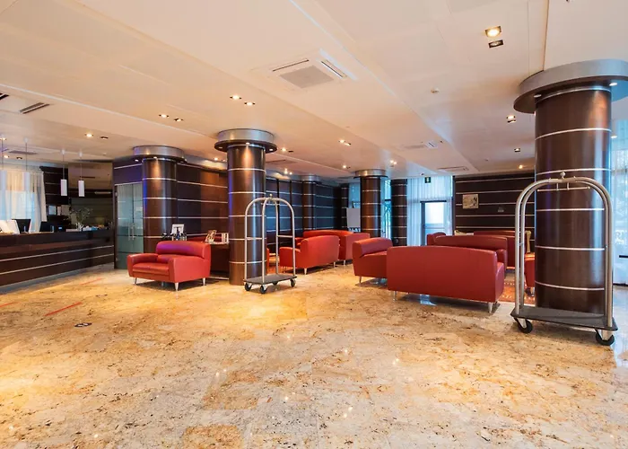 Dado Hotel International